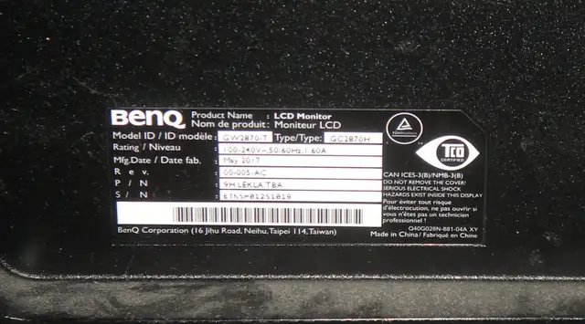 BenQ 28" Computer Monitor GC2870H - For Parts or Repair, Read! in Monitors in Oshawa / Durham Region - Image 8