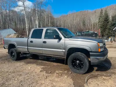 2007 chev 3500classic Lt good running truck 480 000 kms edge live tuner ,fuel rims ,led low beams ,b...