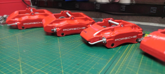 Big red Porsche / Brembo Brake Caliper Set in Other Parts & Accessories in Mississauga / Peel Region