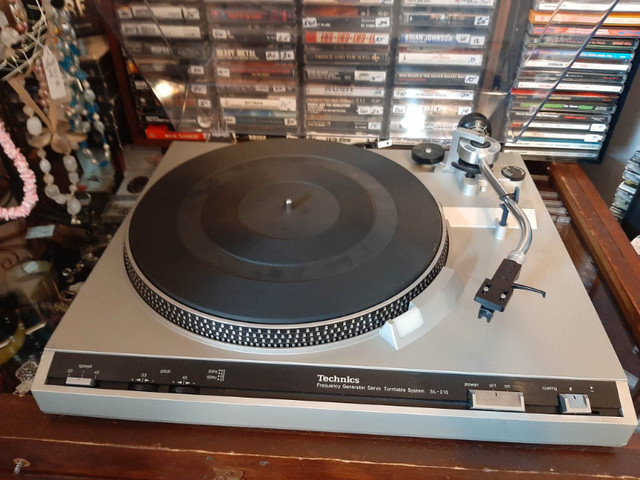 VINTAGE & VINYL IS CUTTING DEALS on Tapes, CD's VHS & Records!!! in CDs, DVDs & Blu-ray in Windsor Region - Image 4