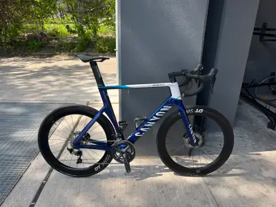 Road Bike - Canyon Aeroroad CF SL 8 Disc, View more
