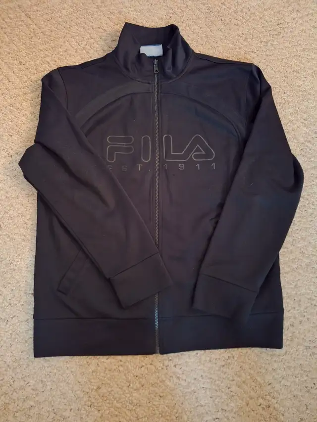 Hoodies and light weight jacket in Men's in Calgary - Image 6