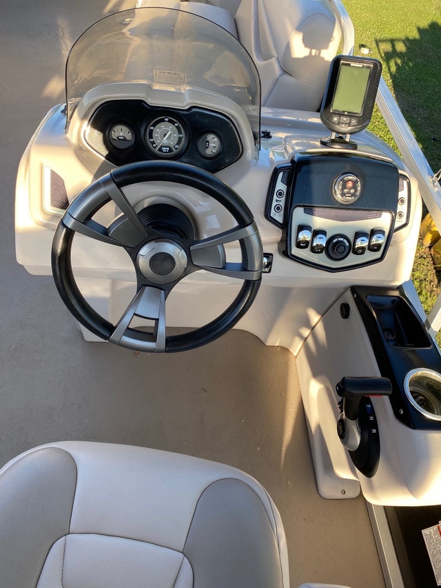 2014 Prince Craft Vectra 2 Pontoon Boat Powerboats & Motorboats