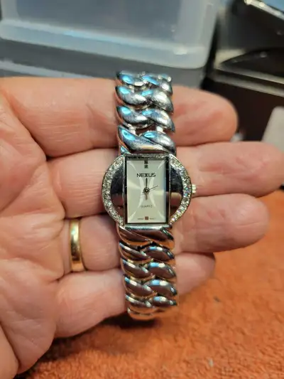 Ladies Nexus dress watch. Great visibility new battery installed, View more