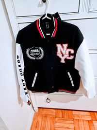 BNWT)NYC Varsity Jacket Size Medium Black 