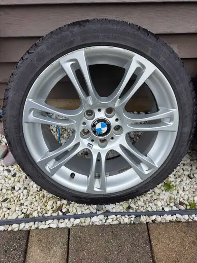 Selling a set of used BMW 18-inch OEM style 350M wheels with 225/40R18 Michelin winter tires. The ti...