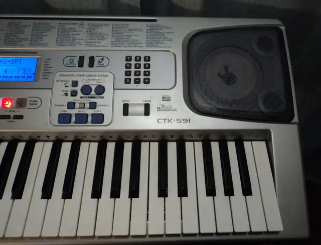 Casio CTK-591 Full-Size 61 Key Keyboard with Song Memory Record64728172316803122