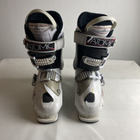 Atomic Women’s Live Fit 70 Ski Boots Size US 7.5 24/24.5 White