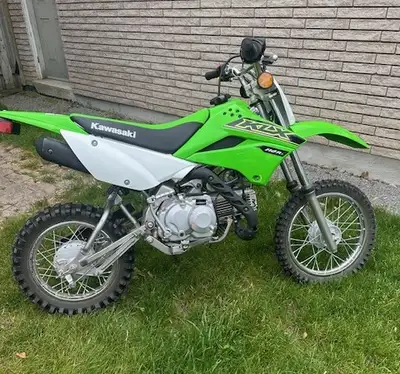 4 stroke air cooled engine, 4-speed manual clutch, electric and kick start, digital CDI ignition. Th...