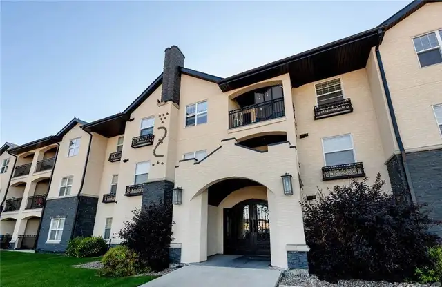 Fully Furnished 2bedroom unit in Rosewood,All utilities included