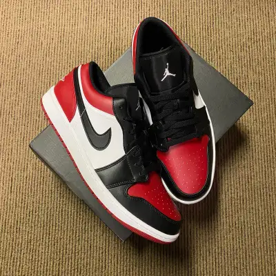 Air Jordan 1 Low Bred Toe, View more