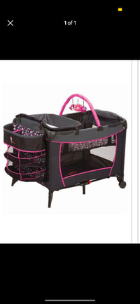 Minnie Mouse playpen