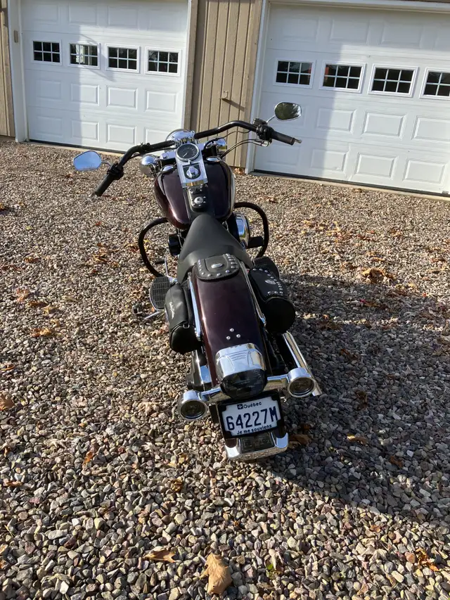 Harley Davidson Softail Classic 2005 in Touring in West Island - Image 7