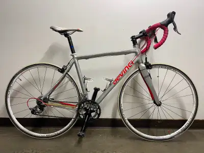 Devinci Silverstone Road Bike Carbon Aluminum Shimano 105 Medium, View more