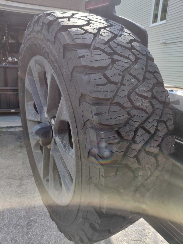 mags 20" et pneus all terrain homologué — photo 2