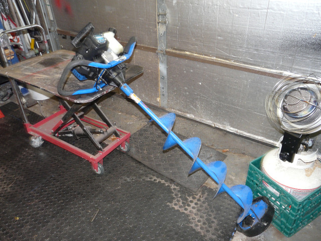 Ice auger in Hobbies & Crafts in Peterborough - Image 2