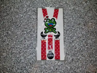 Here's a new pair of suspenders meant for babies or toddlers, I'm just wanting $5 for this.