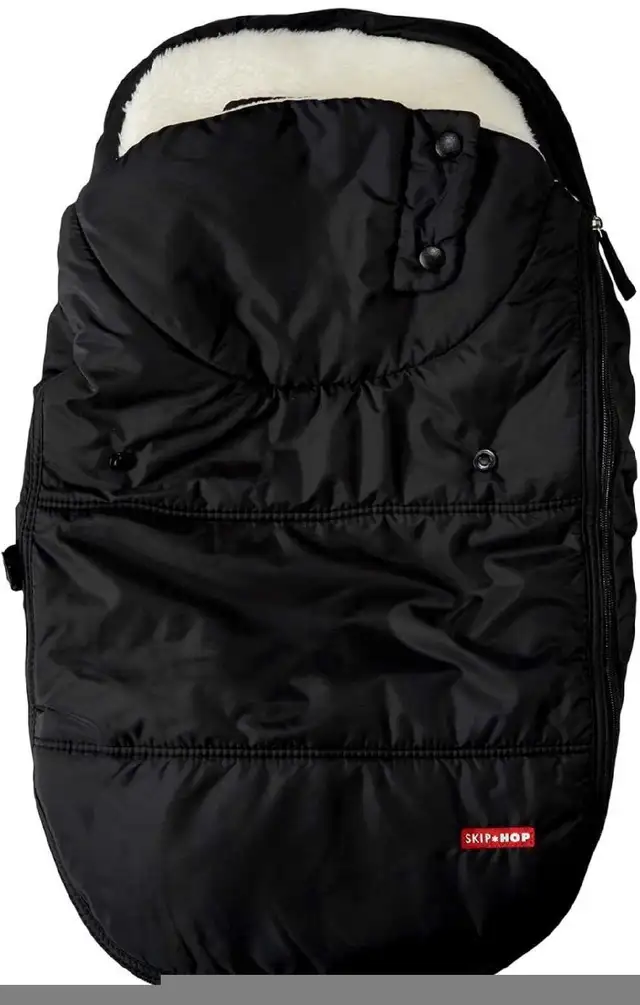 Skip Hop Winter Car Seat Cover in Strollers, Carriers & Car Seats in Calgary - Image 3