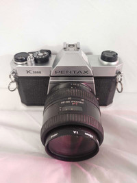 Vintage Pentax K1000 SLR FILM CAMERA with 35-80mm lens