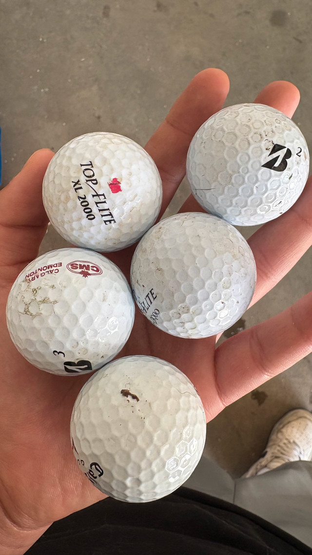 11 Assorted golf balls in Golf in Edmonton - Image 2