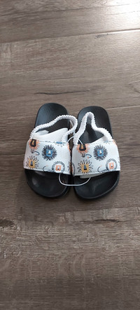 White Lion Toddler Boys Sandals, Size 7/7.5