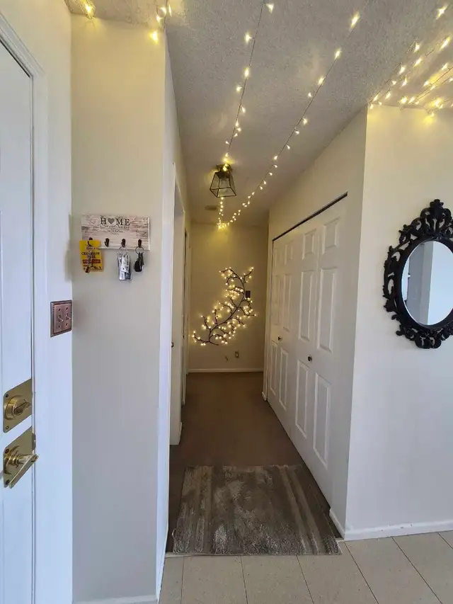 Private Room + Bathroom in Spacious 2 Bed/2 Bath Condo in Room Rentals & Roommates in Delta/Surrey/Langley - Image 7