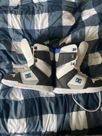 Brand New DC Snowboarding boots