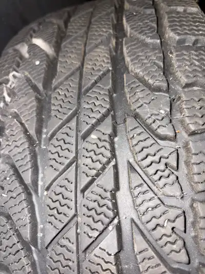 For Sale: BF Goodrich Winter Slalom Tires on Rims – 205/55R16 Selling a set of BF Goodrich Winter Sl...