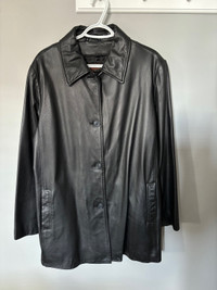Ladies leather jacket from Danier 