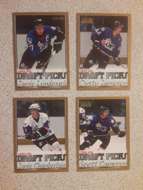 CARTES DE HOCKEY DE O.PEE.CHHE NHL DRAFT PICKS DE 1999-2000 dans Art et objets de collection  à Laval/Rive Nord - Image 2