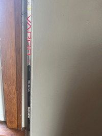 RH Intermediate Bauer Hyperlite Hockey stick 