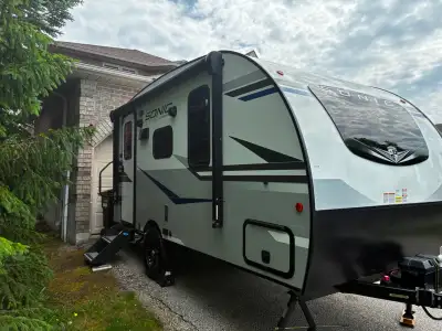 2022 Sonic Lite 150VRK - Great Couples Trailer Murphy Bed, 11 ' Awning, Pass through Storage Flip up...