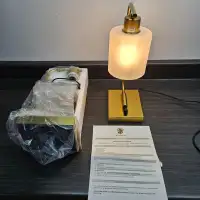 Lampe de bureau avec port de chargement USB