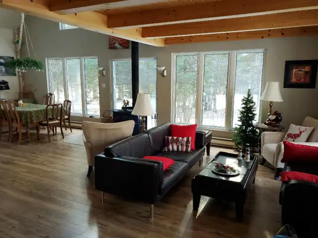 Cottage for Christmas – 30 Minutes from Ottawа in Long Term Rentals in Gatineau - Image 9