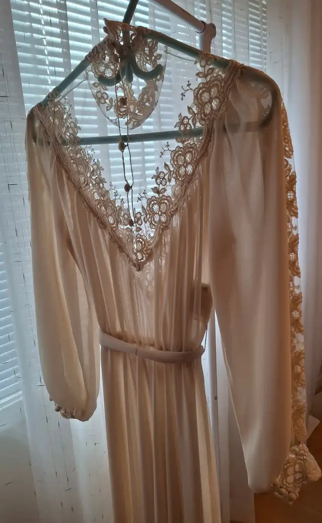 robe chic pour un évènement spécial in Women's - Dresses & Skirts in Trois-Rivières - Image 2