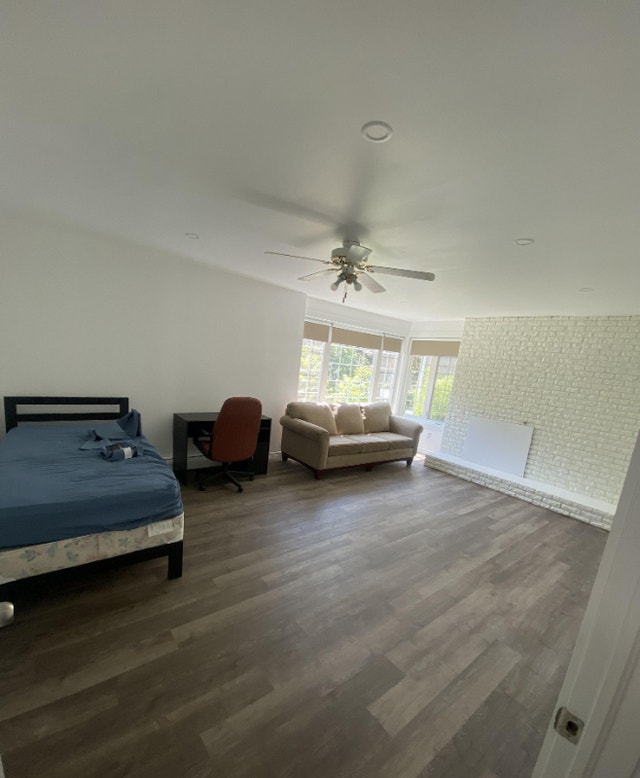 1 Bedroom Available for 900 everything included CLAYTON PARK Long