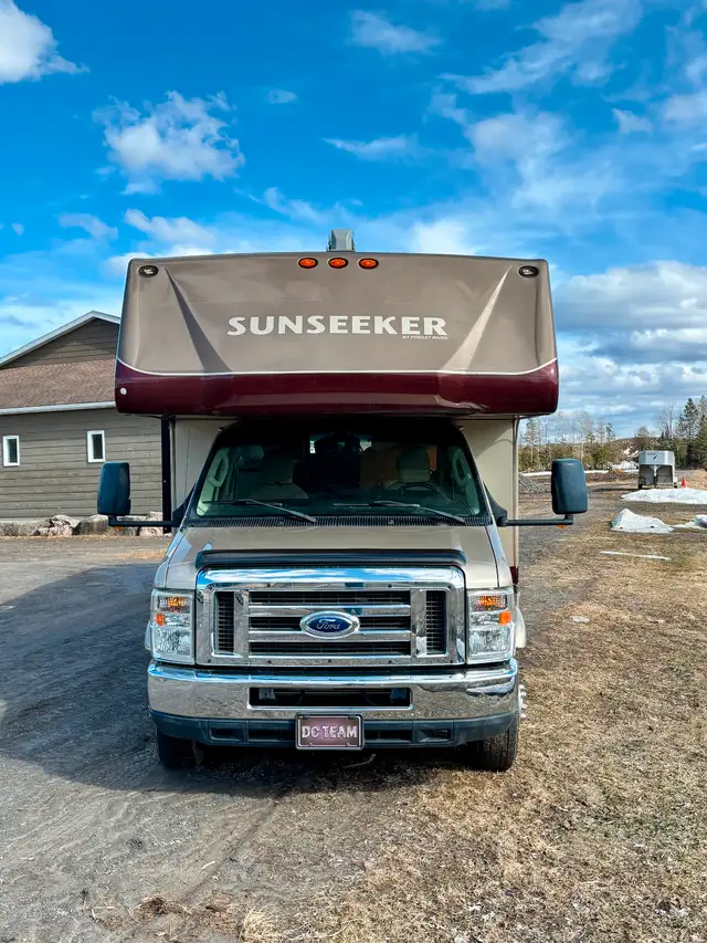 Motorisé/VR Sunseeker Forest River in RVs & Motorhomes in Laurentides - Image 2