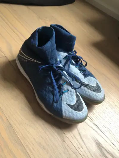 Nike HypervenomX Proximo II Indoor Soccer Shoes, View more