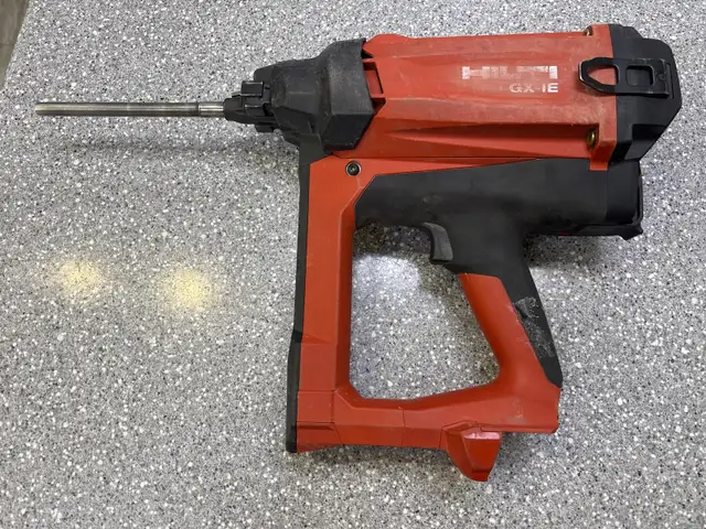 Hilti GX-IE Gas Actuated Insulation Fastener Tool Only in Power Tools in Oshawa / Durham Region - Image 3