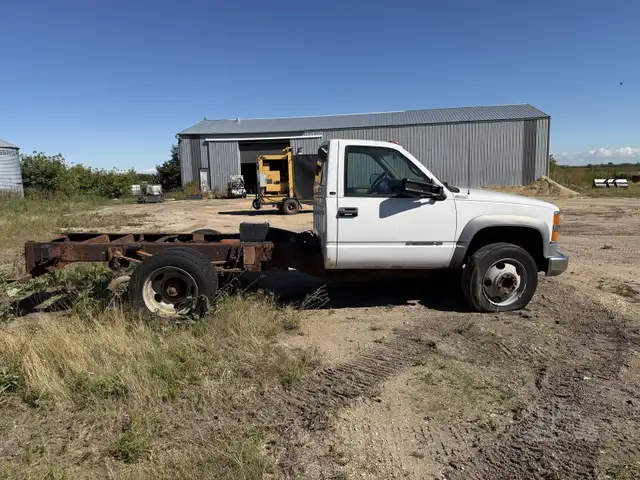 2002 Chevy 3500HD591903189034618881