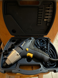 Mastercraft compact impact driver and case. 