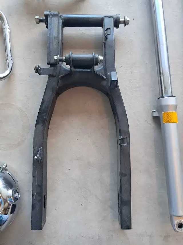 Suzuki GS500 Part-Out! in Motorcycle Parts & Accessories in St. Catharines - Image 4