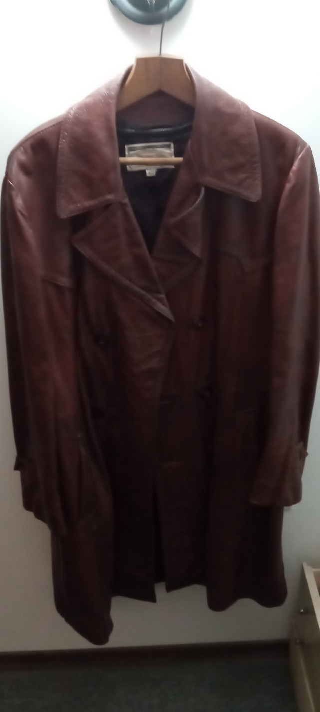 Sears classic leather  in Men's in Cambridge