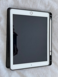 iPad 6th Gen with Apple Pencil 