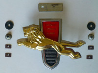 1960 Chrysler Golden Lion Grille Emblem Ornament Badge Medallion