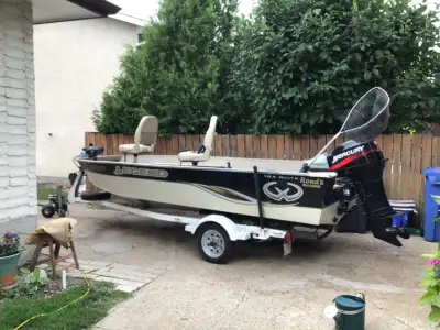 164 excite legend boat with 30 horsepower mercury motor 2002!!!! (Oil injected)Tiller style comes wi...