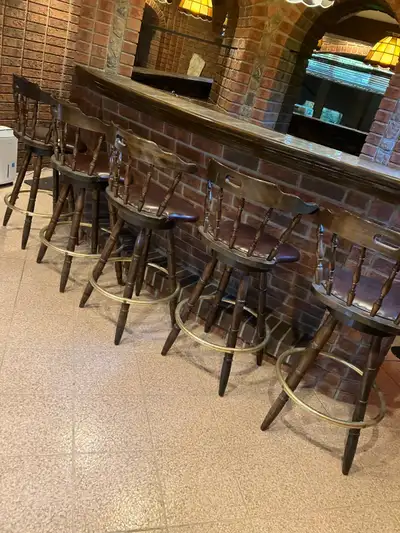 Swivel bar stools (5), View more
