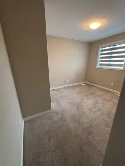 Room For Rent In New House