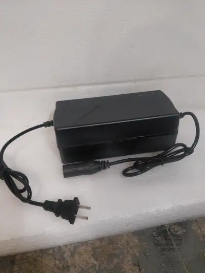 For sale is new 72v 5a battery charger for 20s littium ion battery, output voltage is 84 volts, fast...