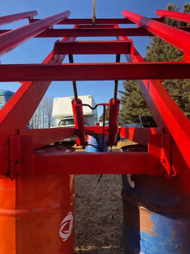 Hydraulic Lift Bale Rack in Heavy Equipment Parts & Accessories in Edmonton - Image 4